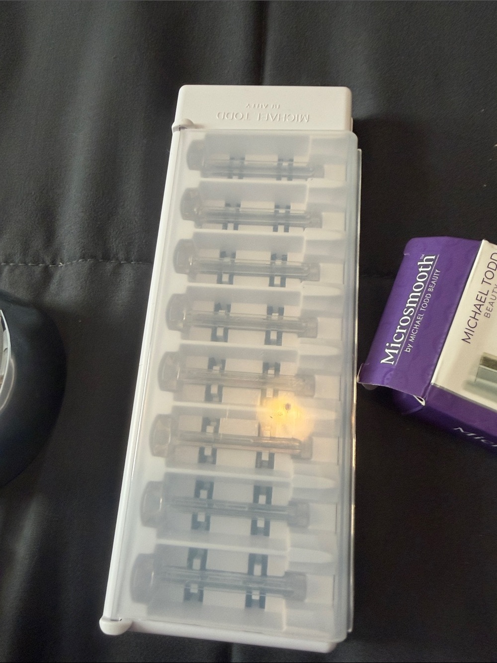 Michael Todd Beauty Sonicsmooth Handle & 16 Replacement Tips - Picture 5 of 7